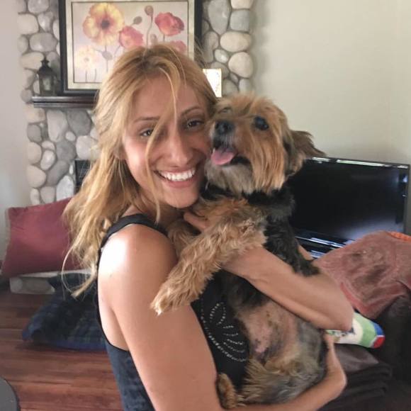 Meet your Posher, Cindy - Picture 1 of 1